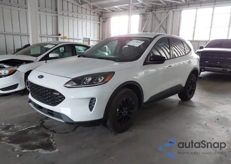 2020 Ford Escape Se Sport Hybrid z USA, uszkodzony, nr VIN 1FMCU9BZXLUB11231